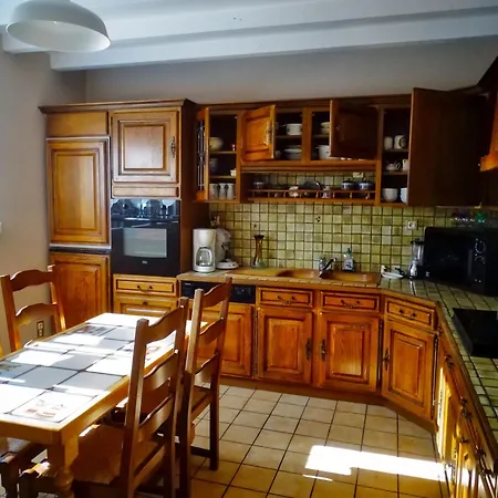 Holiday home Maison A Louer Besse-et-Saint-Anastaise